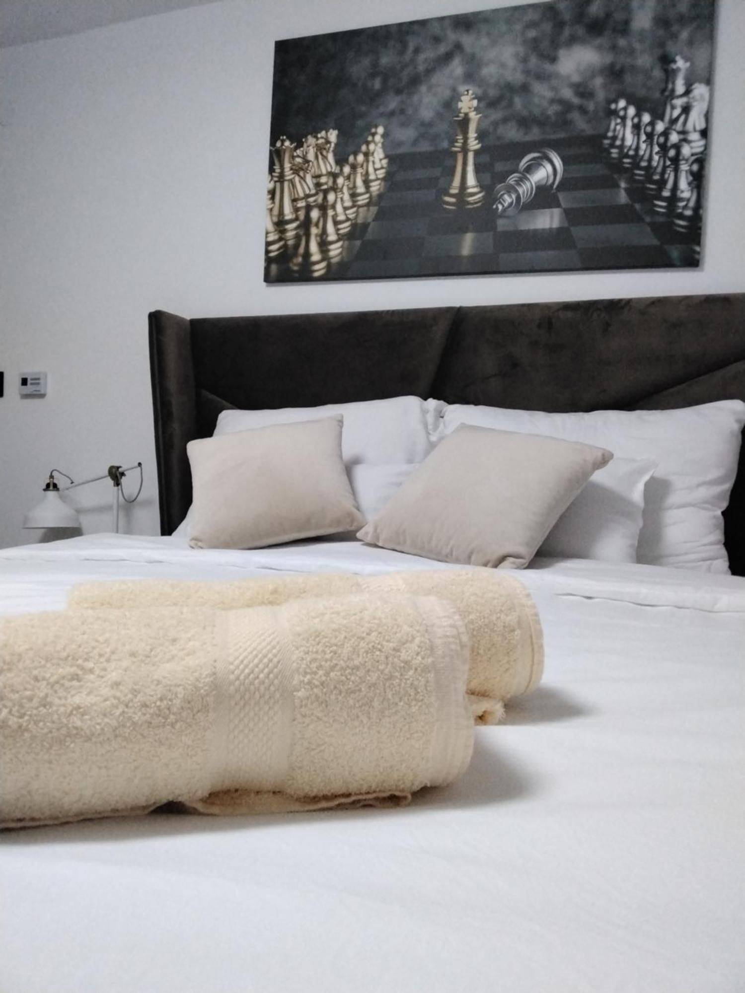 Sky Apartmani & Spa Λέσκοβατς Δωμάτιο φωτογραφία