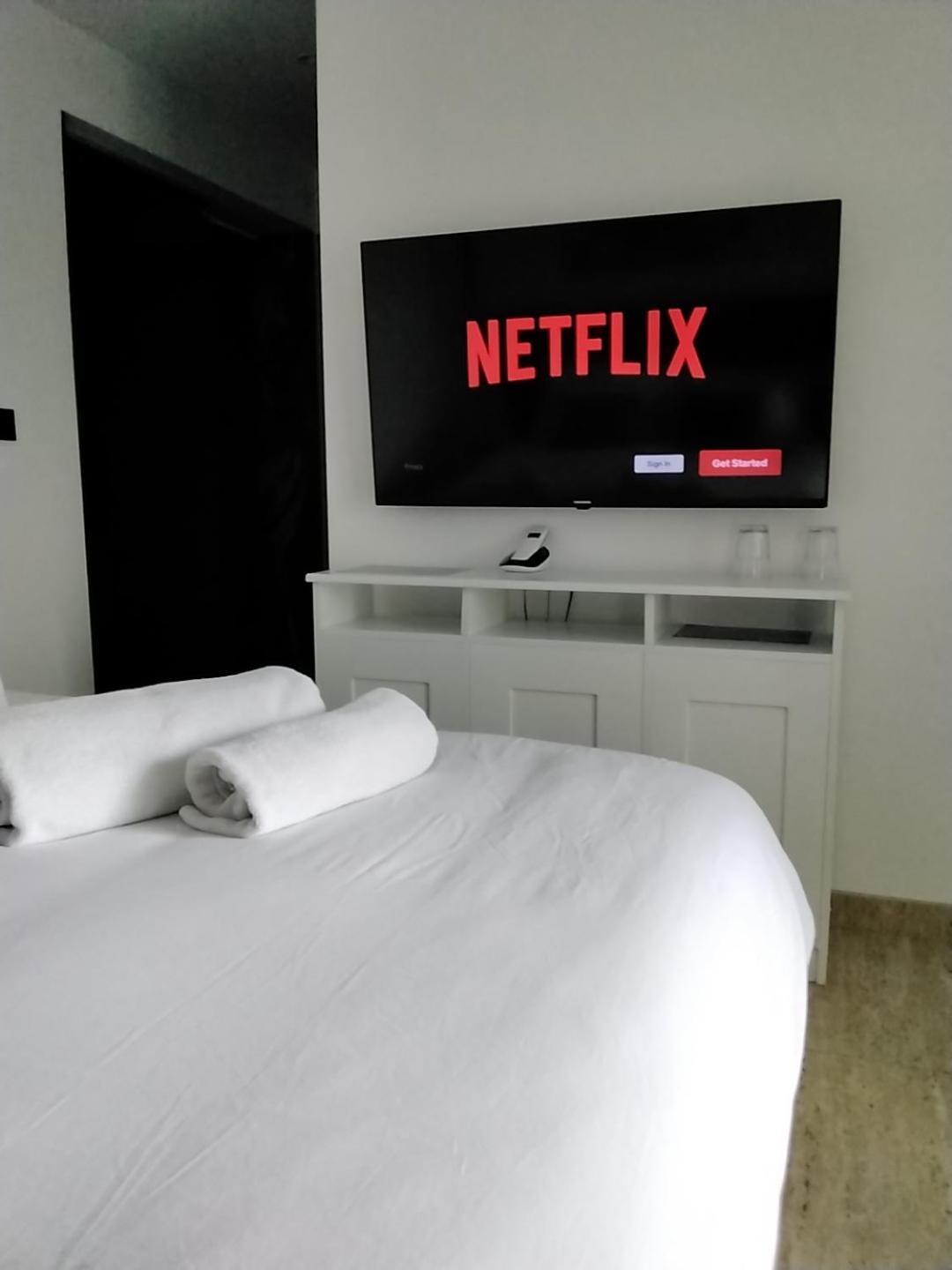 Sky Apartmani & Spa Λέσκοβατς Δωμάτιο φωτογραφία