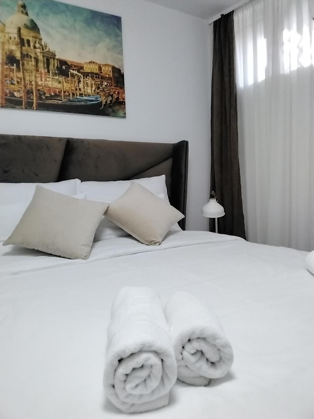 Sky Apartmani & Spa Λέσκοβατς Δωμάτιο φωτογραφία